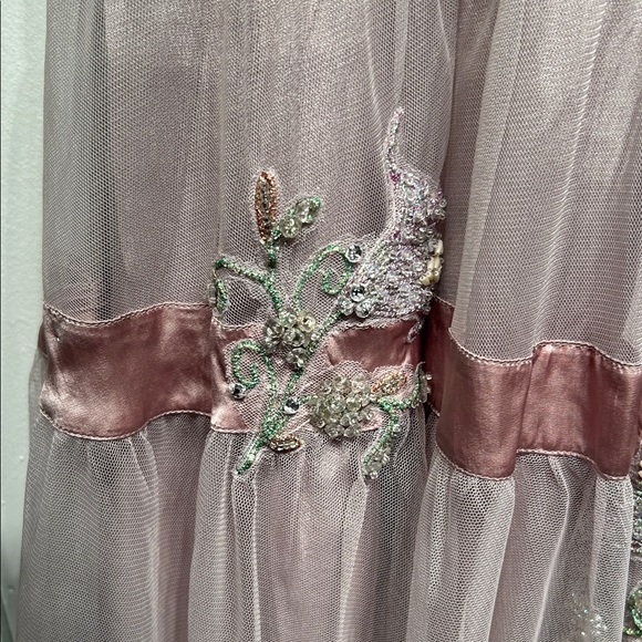 ANTHROPOLOGIE by Lithe Elegant Mauve Tulle Skirt - Picture 4 of 9